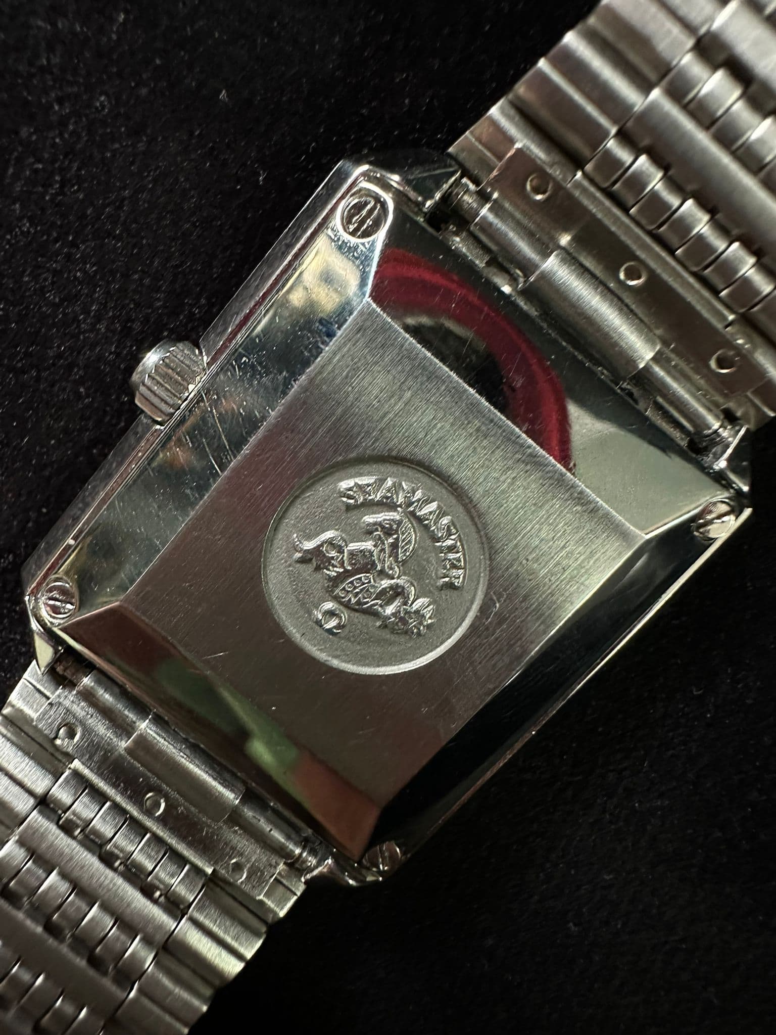 Ceas Omega Seamaster Mariner II Quartz, 30mm, Aur & Oțel – Vintage 4