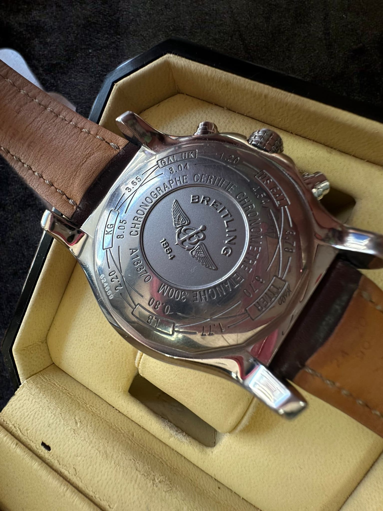 Breitling Super Avenger II Chronograph 4