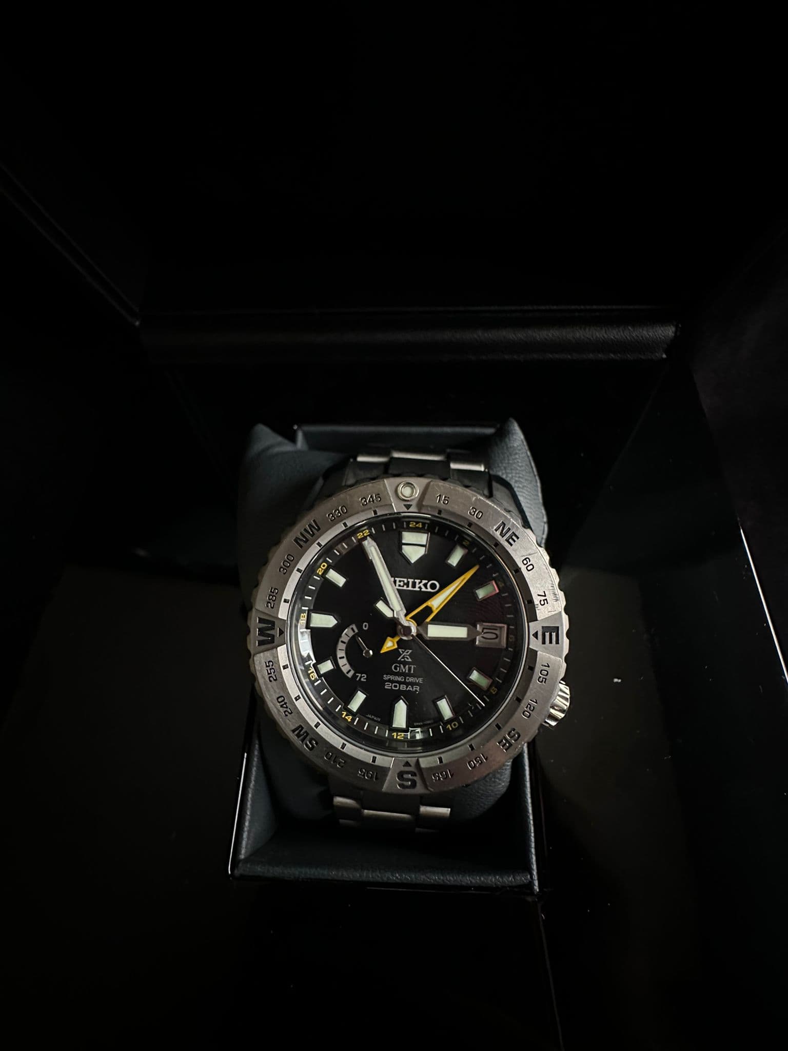 Seiko Prospex LX GMT SNR025J1 – Spring Drive 5R66 – Titan – Excelență Japoneză 3